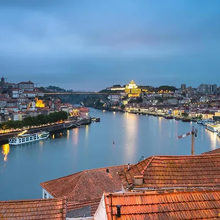 Charming In The Heart Of Lägenhet Oporto
